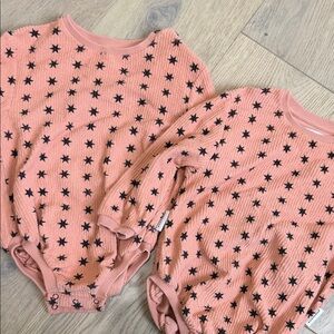 Piupiuchick Star Print Waffle Rompers 24M – Matching Set of 2